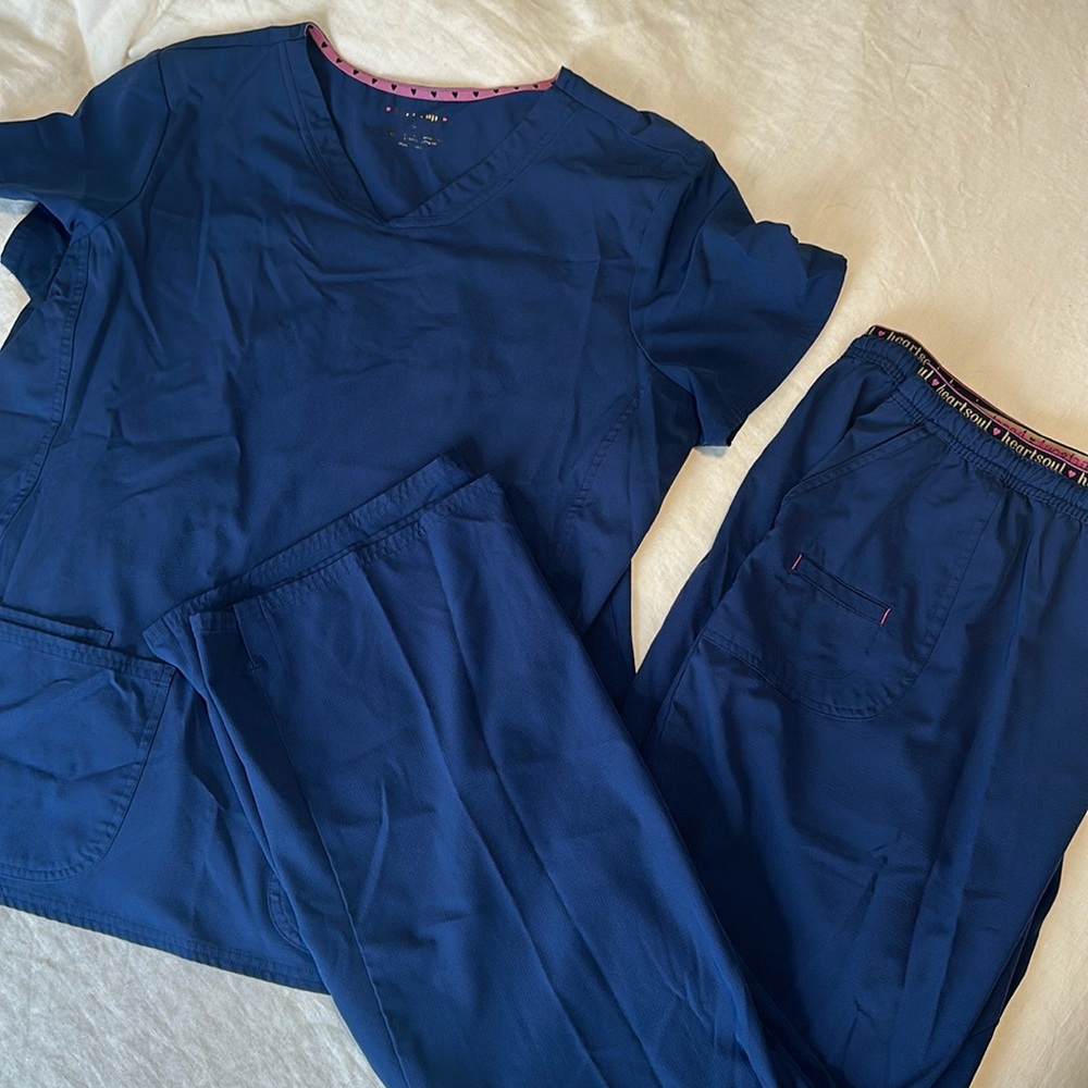 Heart Soul Scrub set in Navy